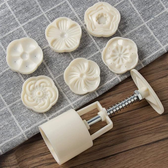 Mould Press Cookies – Turn Dough into Delight!